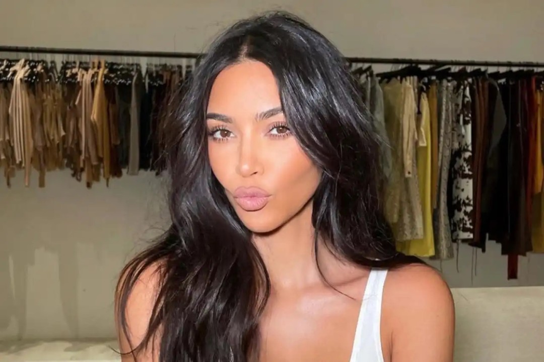 Kim Kardashian's Daring Sheer Look Turns Heads at Usher Concert Kim Kardashian's Daring Sheer Look Turns Heads at Usher Concert