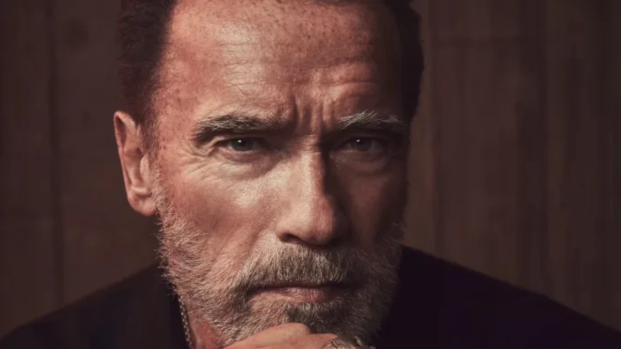 When Action Stars Collide: Schwarzenegger's Hilarious Dig at Willis When Action Stars Collide: Schwarzenegger's Hilarious Dig at Willis